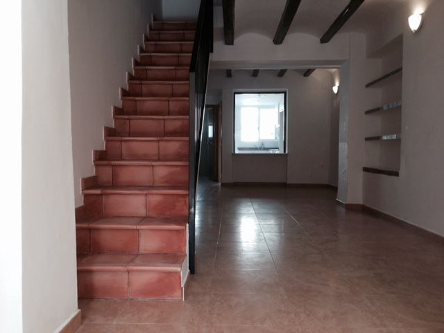 Townhouse in Petres Near Sagunto