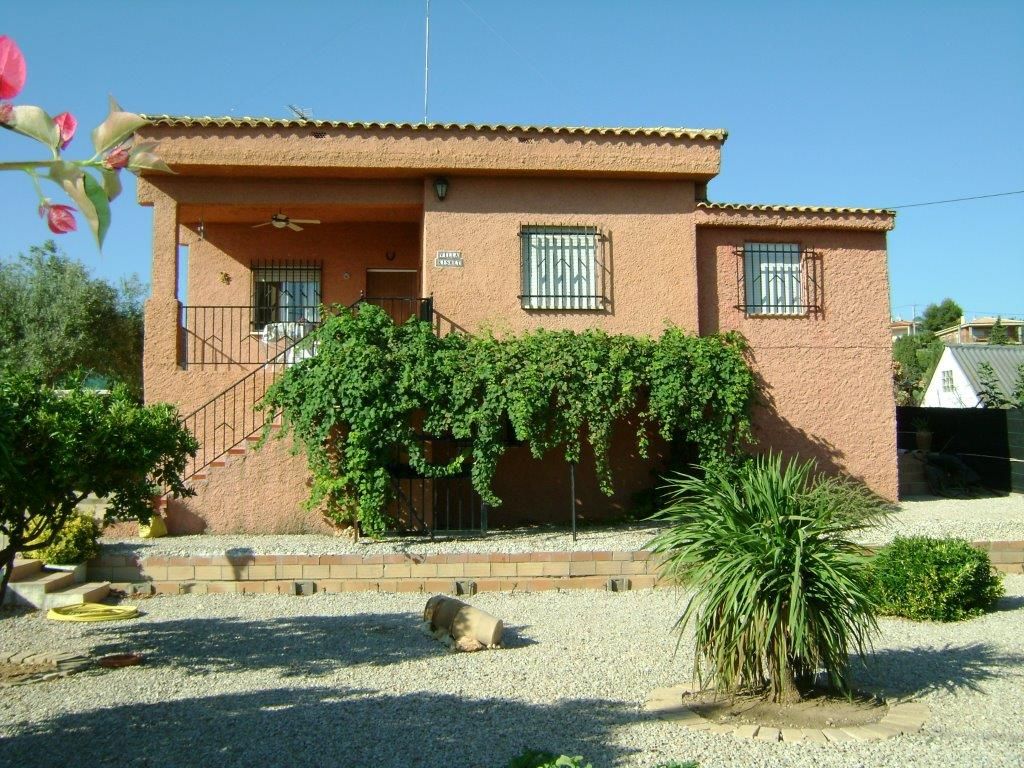 Lovely Property in Turis