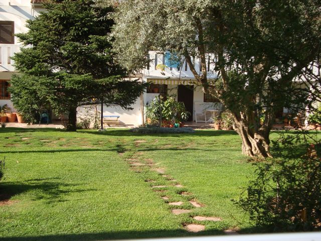 Lovely House in La Pobla De Vallbona