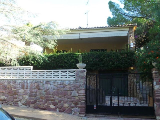 Detached House in fantastic area of Naquera