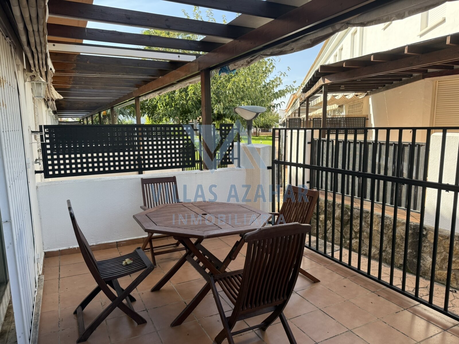 Palm Beach II 101, zona piscina grande.