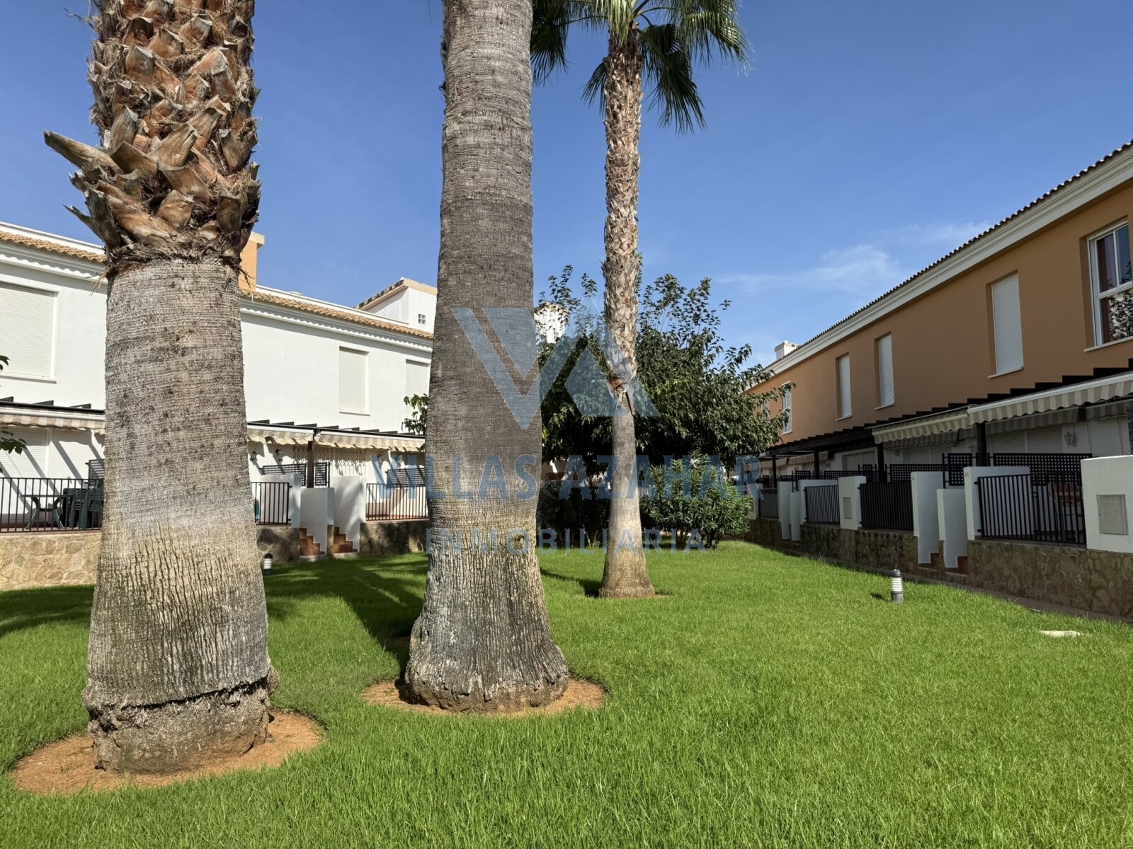 Palm Beach II 101, zona piscina grande.