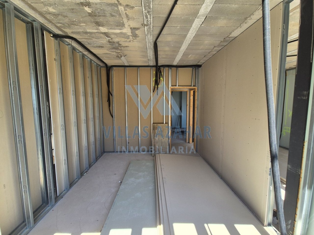 Tecnología moderna de construcción en seco: diseño de espacios a prueba de futuro con construcción de paredes inteligente