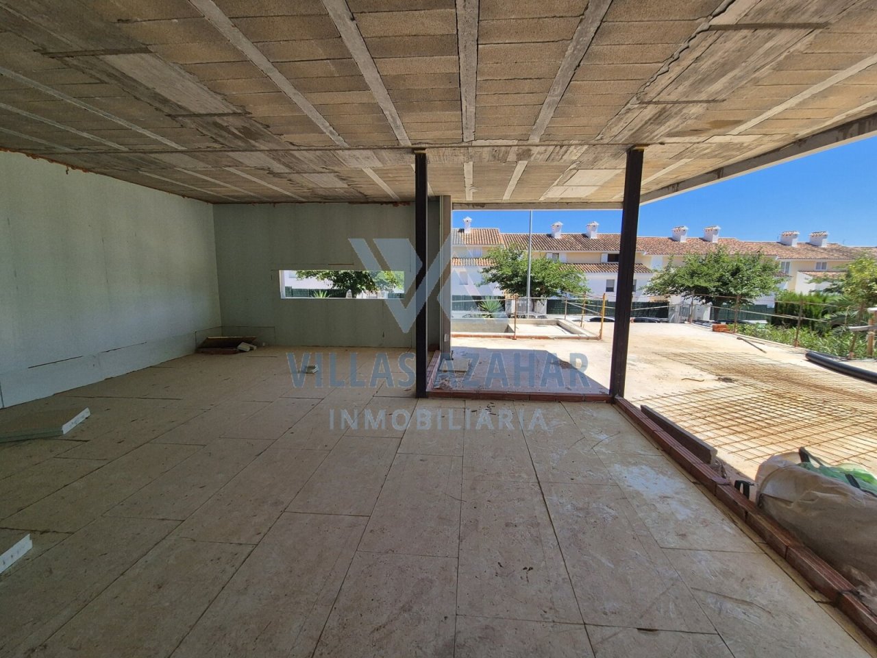 Joya en bruto bañada en luz con terraza panorámica: ¡su espacio para crear sin límites! Joya en bruto bañada en luz con terraza panorámica: ¡su espacio para crear sin límites!