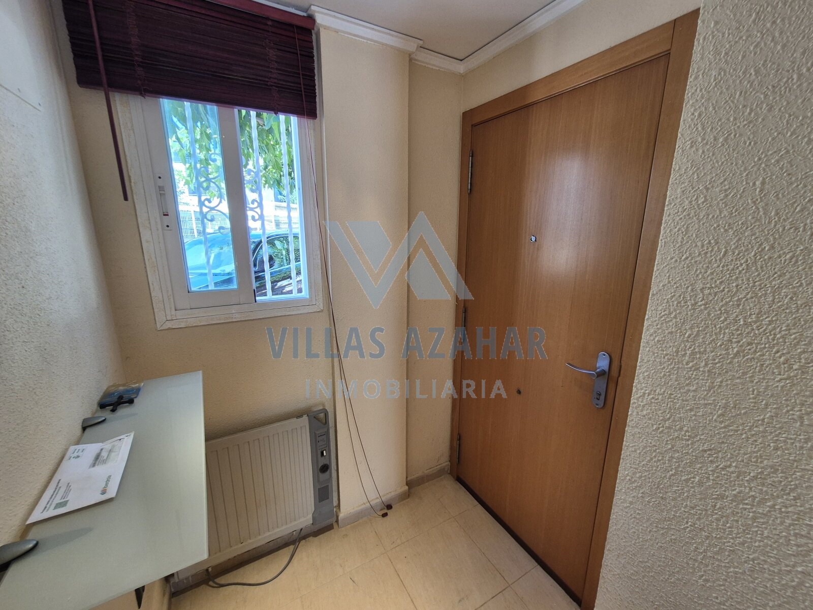 Seguridad y comodidad: su entrada con puerta de diseño y extras de aislamiento térmico Seguridad y comodidad: su entrada con puerta de diseño y extras de aislamiento térmico